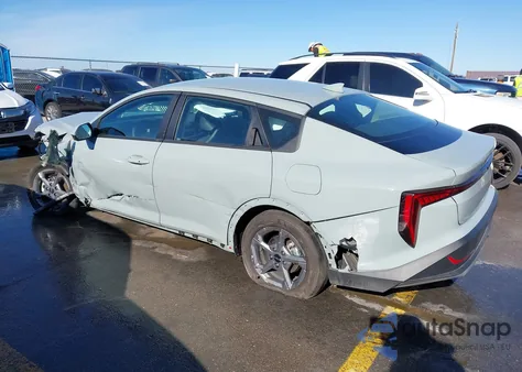 2025 Kia K4 Lxs from USA, damaged, VIN 3KPFT4DE1SE169923